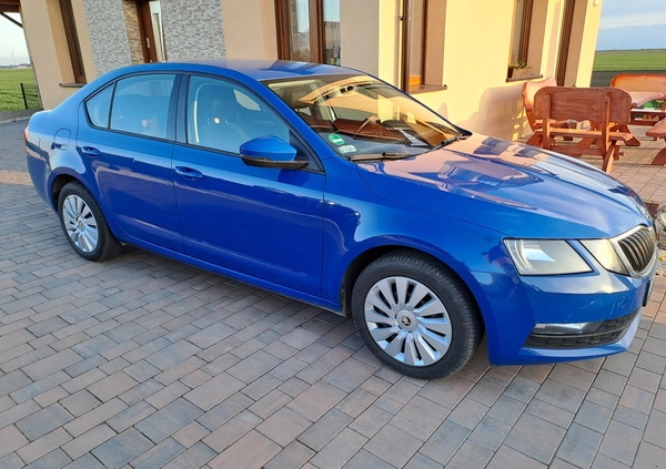 Skoda Octavia cena 42500 przebieg: 192000, rok produkcji 2018 z Ogrodzieniec małe 37